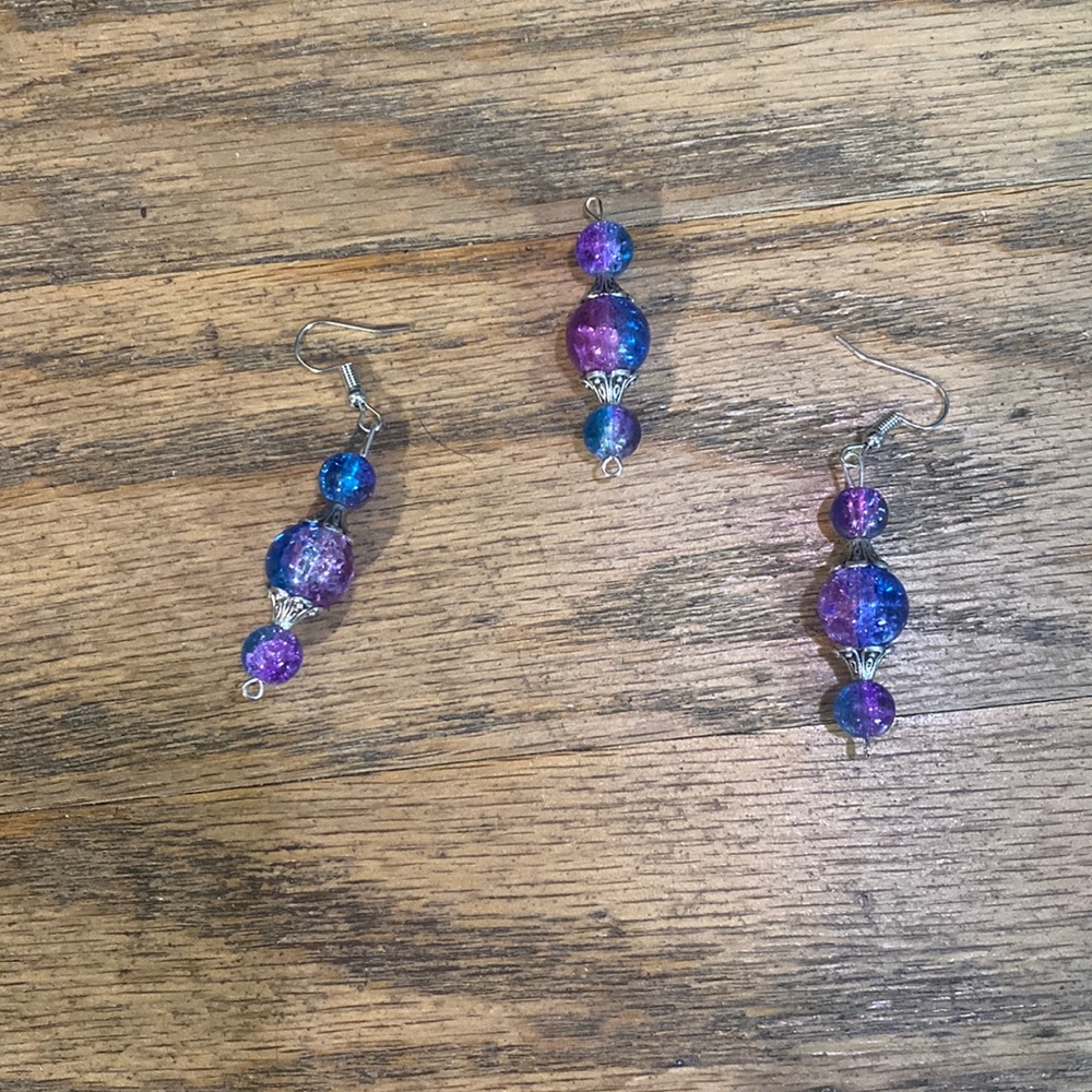 Earring and necklace pendent